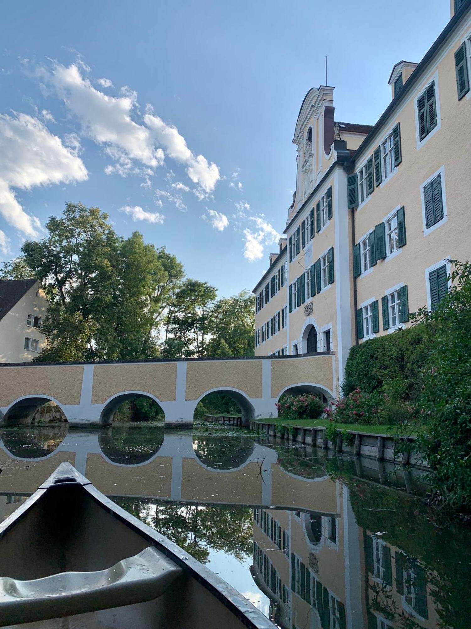 Wohnen Im Wasserschloss Sandizell โชรเบนเฮาเซน ภายนอก รูปภาพ