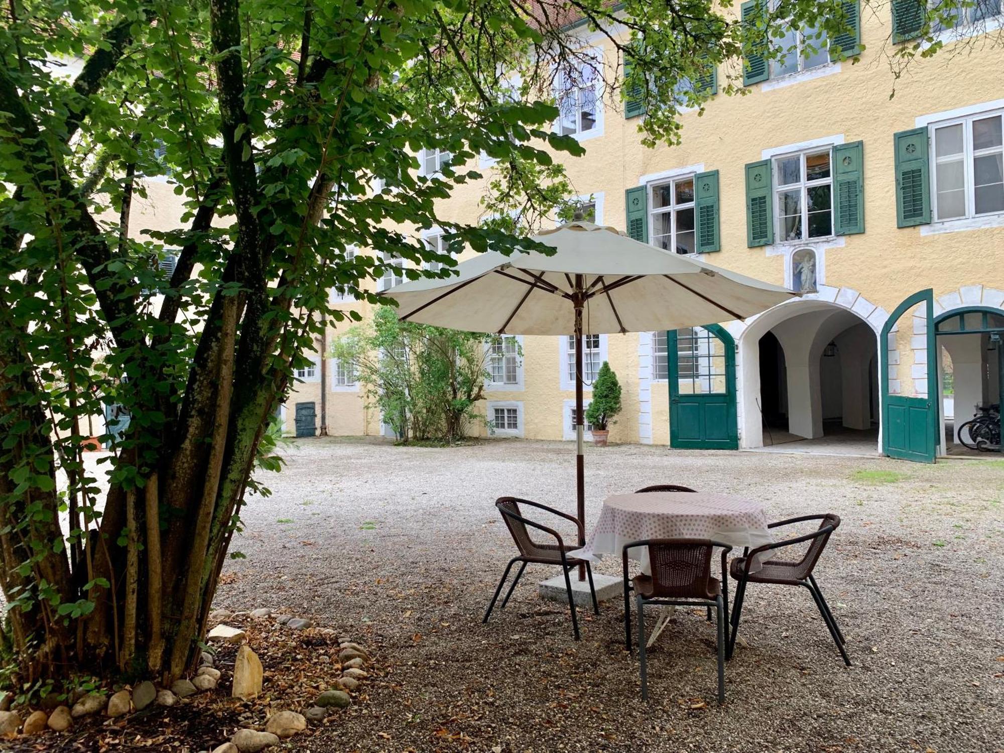 Wohnen Im Wasserschloss Sandizell โชรเบนเฮาเซน ภายนอก รูปภาพ